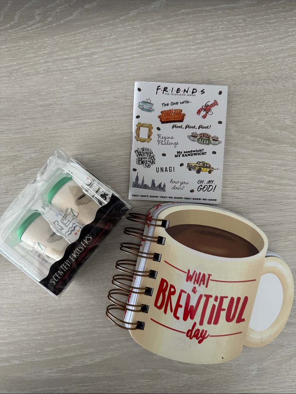 FRIENDS notepads and mini Scented Coffee Cup Erasers